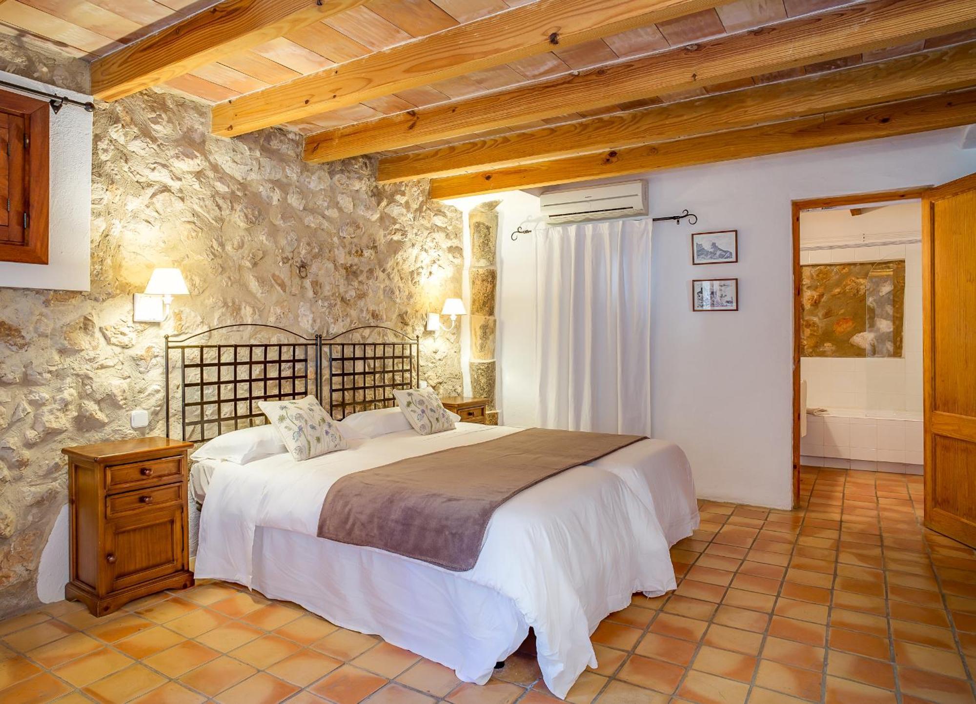 Finca Es Castell 4*