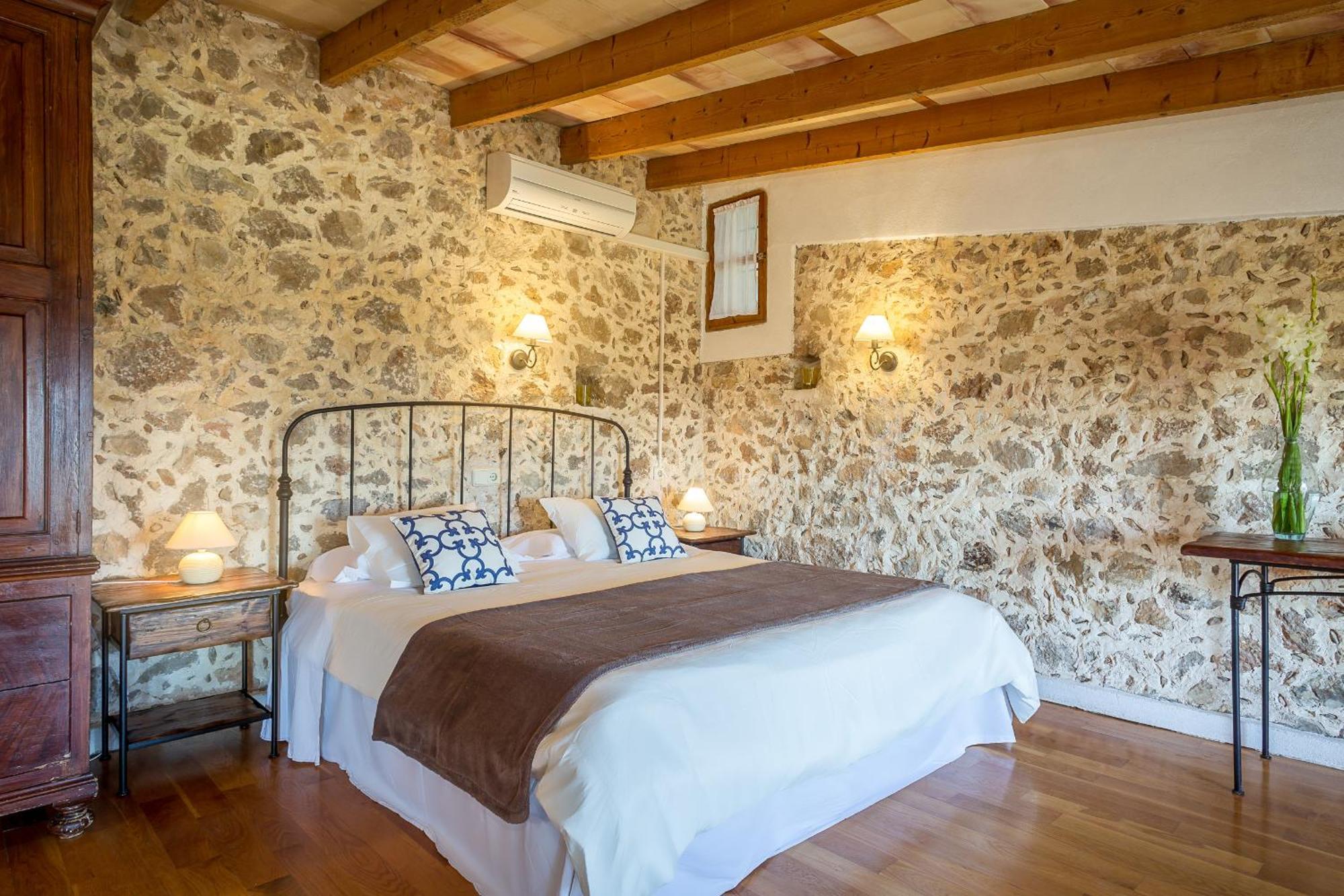 Hotel Finca Es Castell Binibona