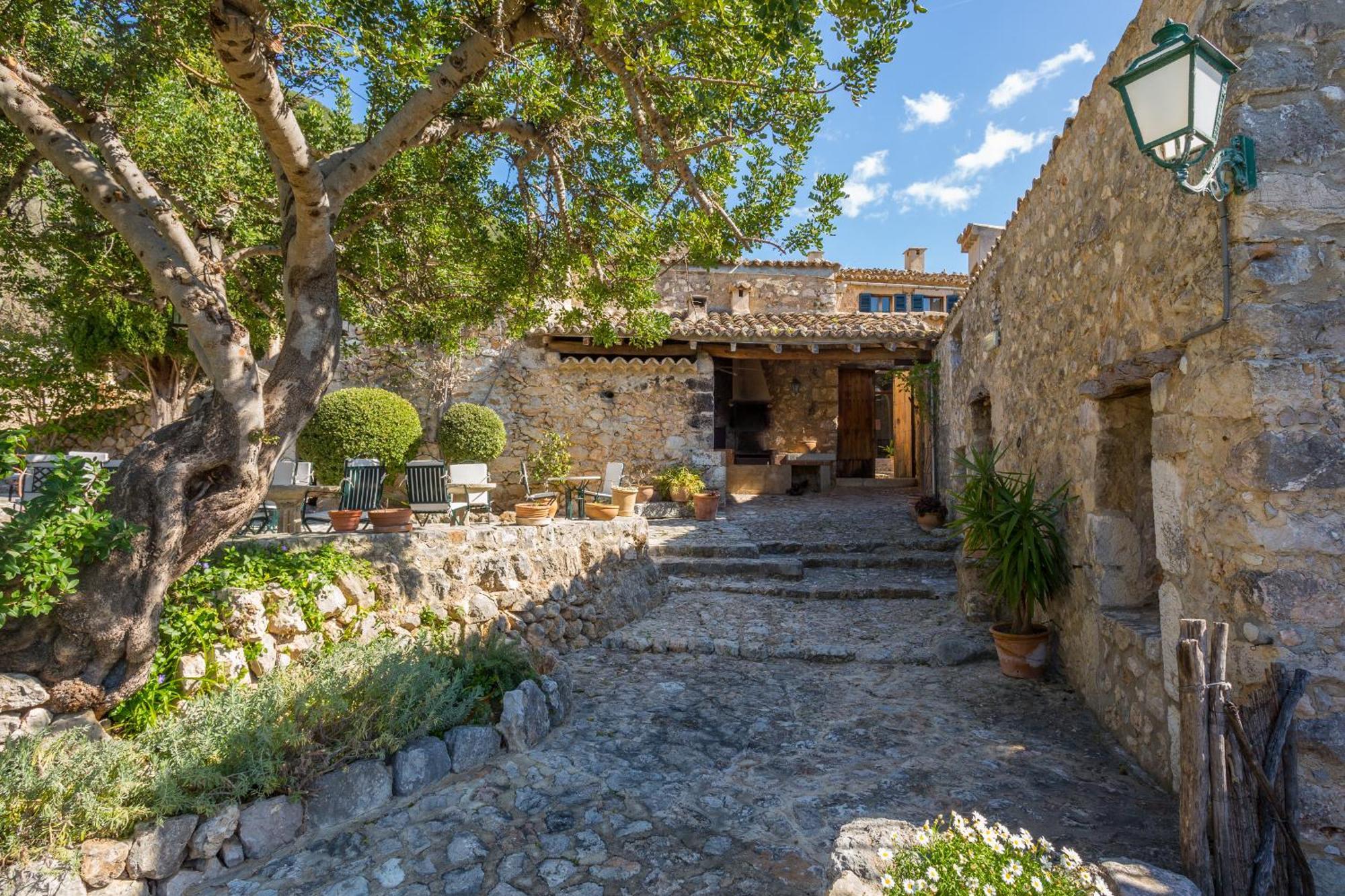 Finca Es Castell 4* Binibona