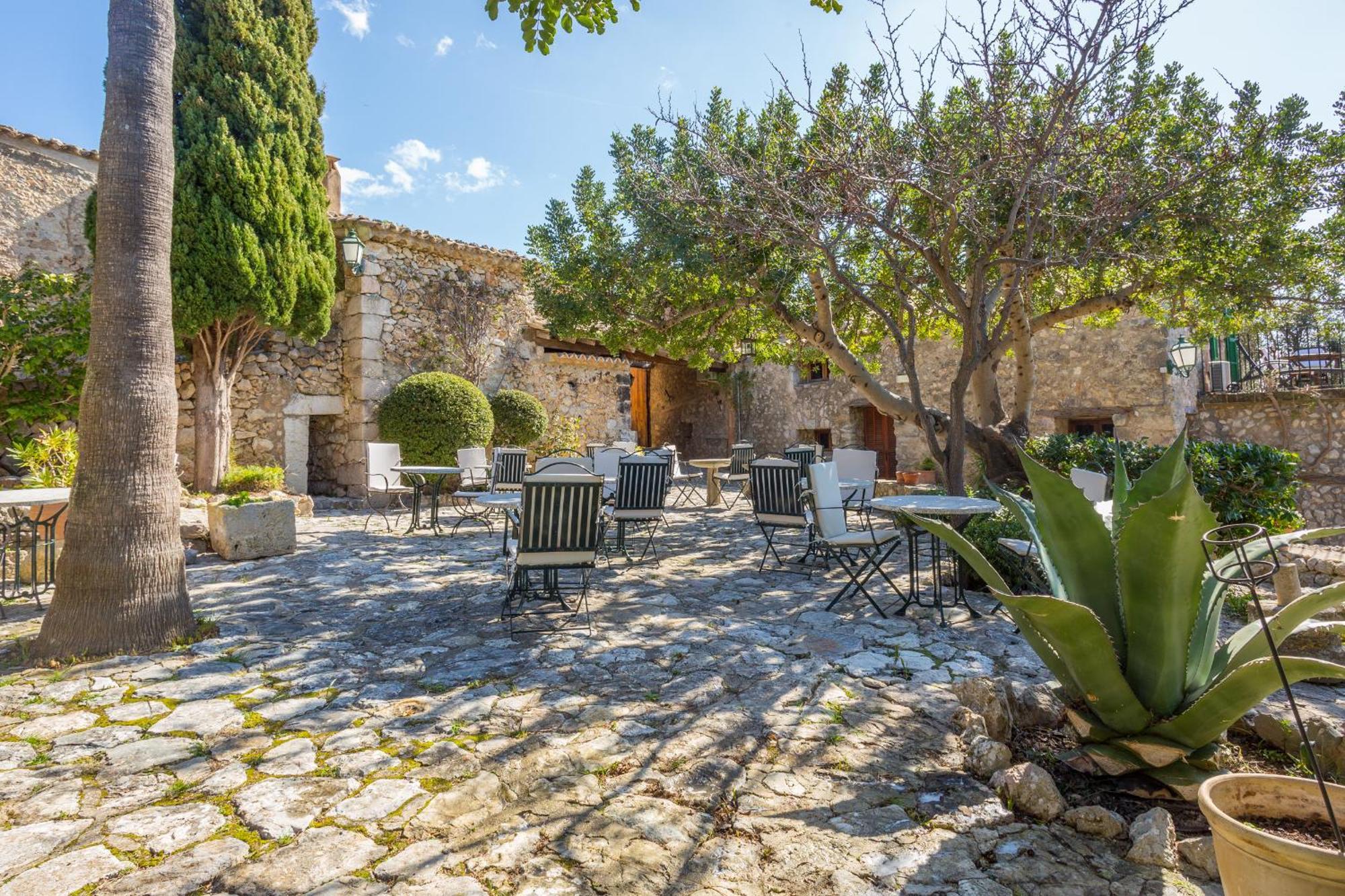 Finca Es Castell Binibona
